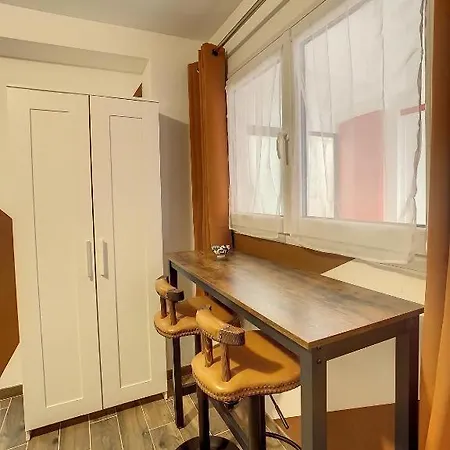 Hyper Centre Safari Equipe Wifi Netflix 2pers Apartment