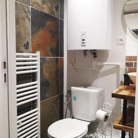 Hyper Centre Safari Equipe Wifi Netflix 2pers *